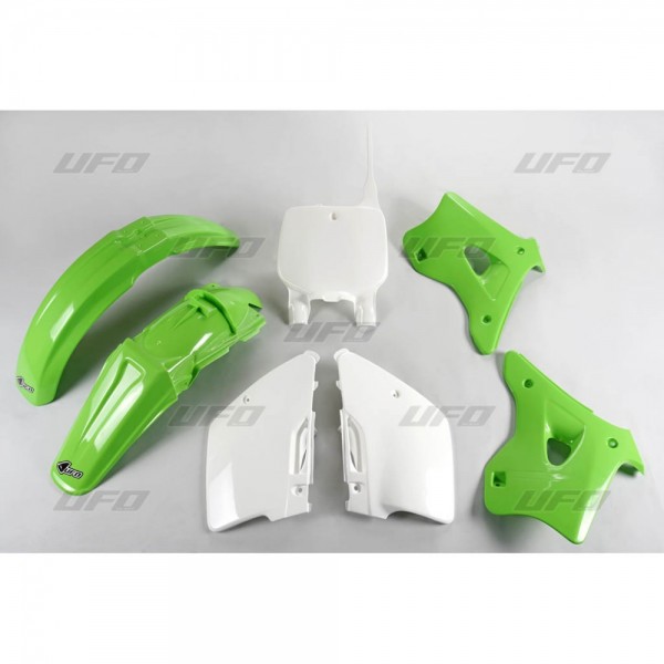 ufo plast KAWASAKI KX 125 IN KX 250 1996 - 1998 set plastik (izberi barvo)